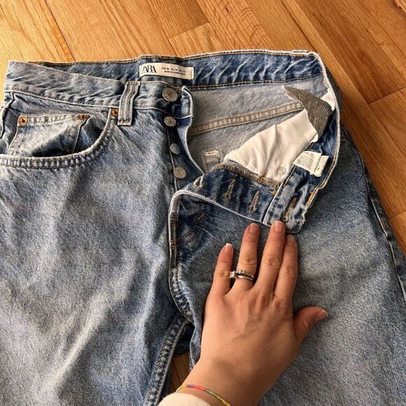 ZARA Men's Jeans Size 30 Straight‎ Fit Distressed light wash Blue Denim casual - Picture 6 of 7